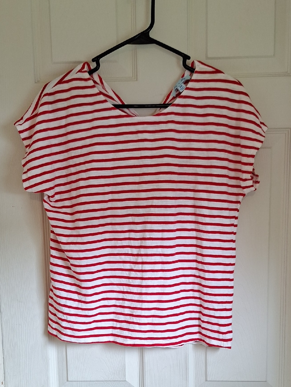 She + Sky Red and White Striped Short Sleeve Tee With Tie Back Size Medium